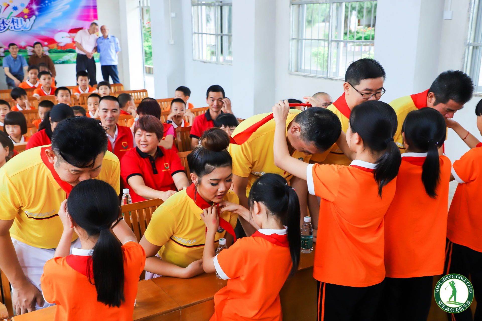 樂天涂士涂料梅州愛心助學(xué)之旅(圖9)